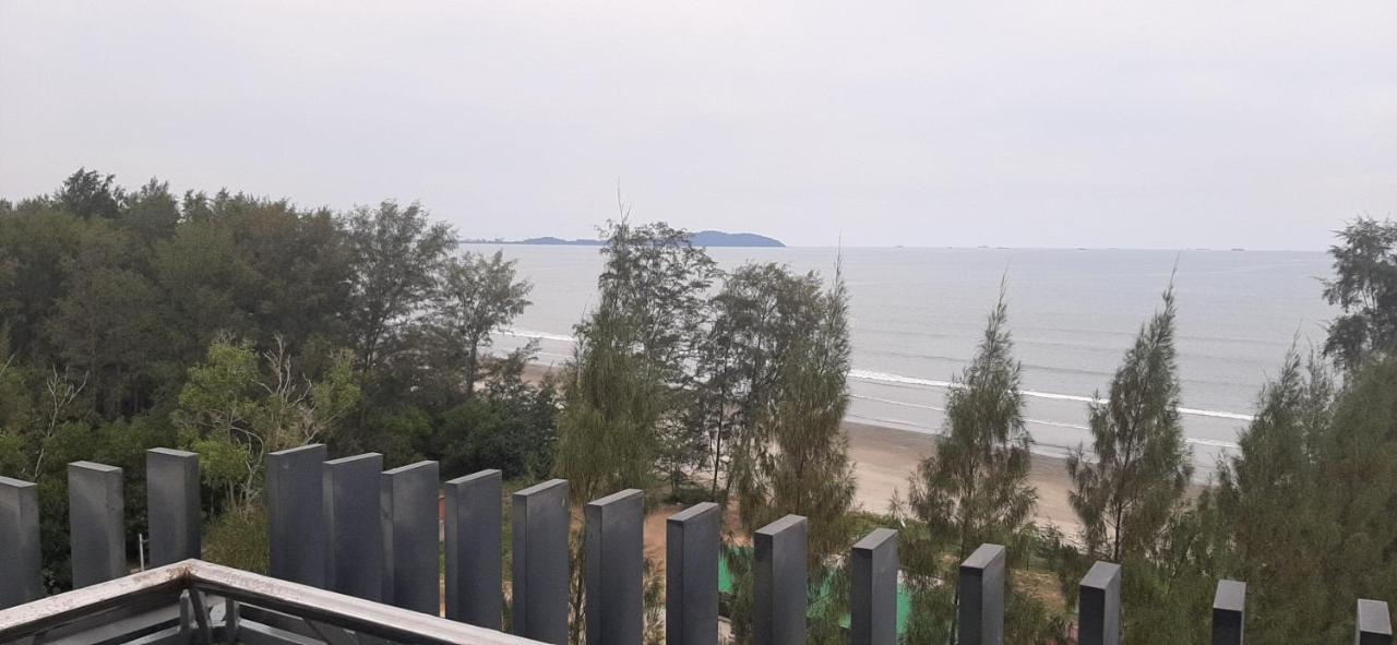 Nra @ Sg Resort Residences Kuantan Exterior photo